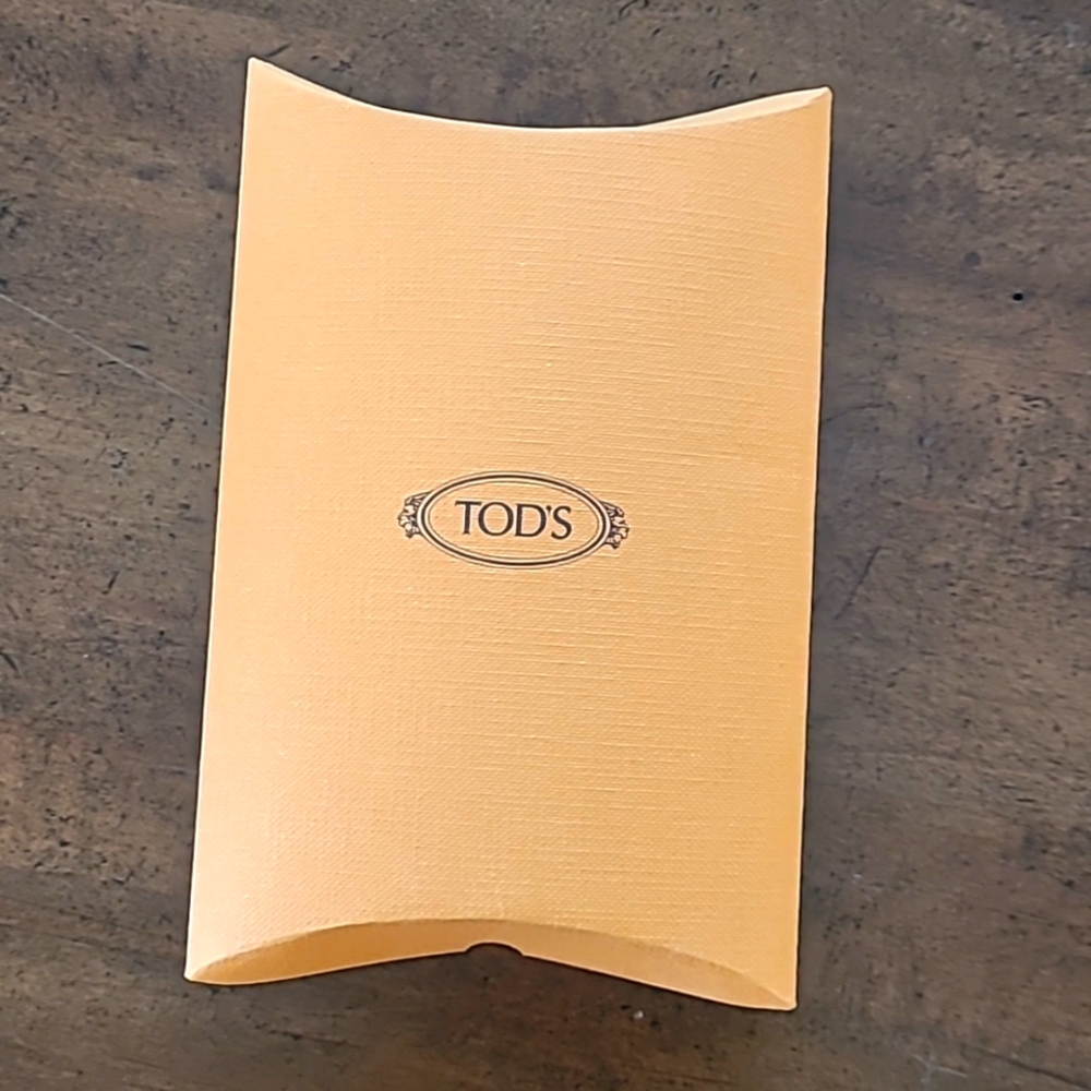 Tod's gift package